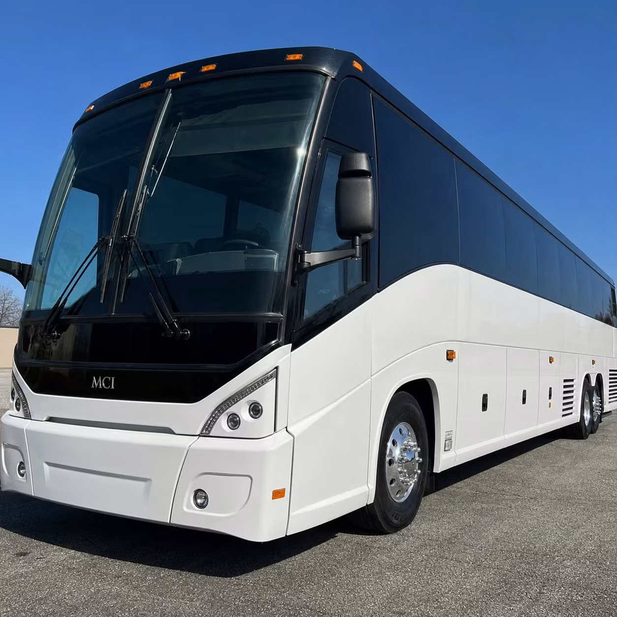 corporate airport shuttle services for lansing s business community